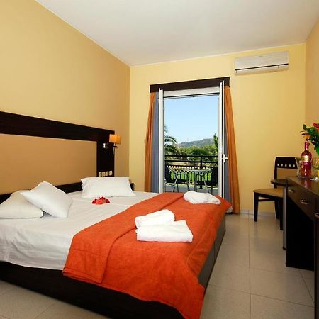 Hotel Denny'S Inn Alimos Ruang foto